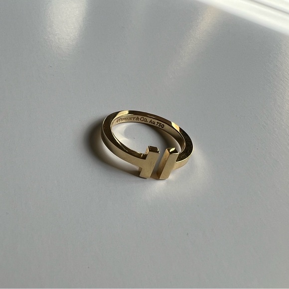 Tiffany & Co.  T-Square Ring (Gold) - Picture 3 of 16